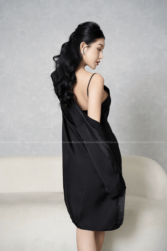 Bea In Black