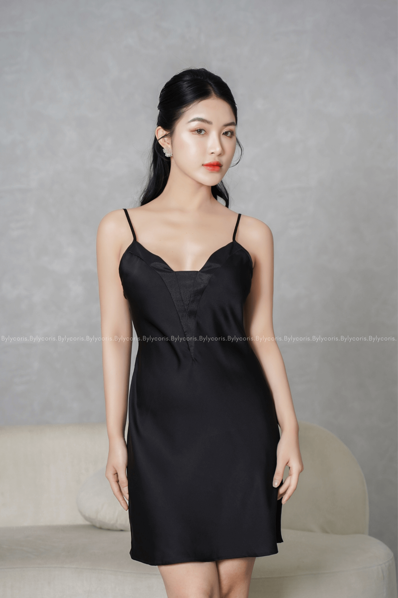 Bea In Black