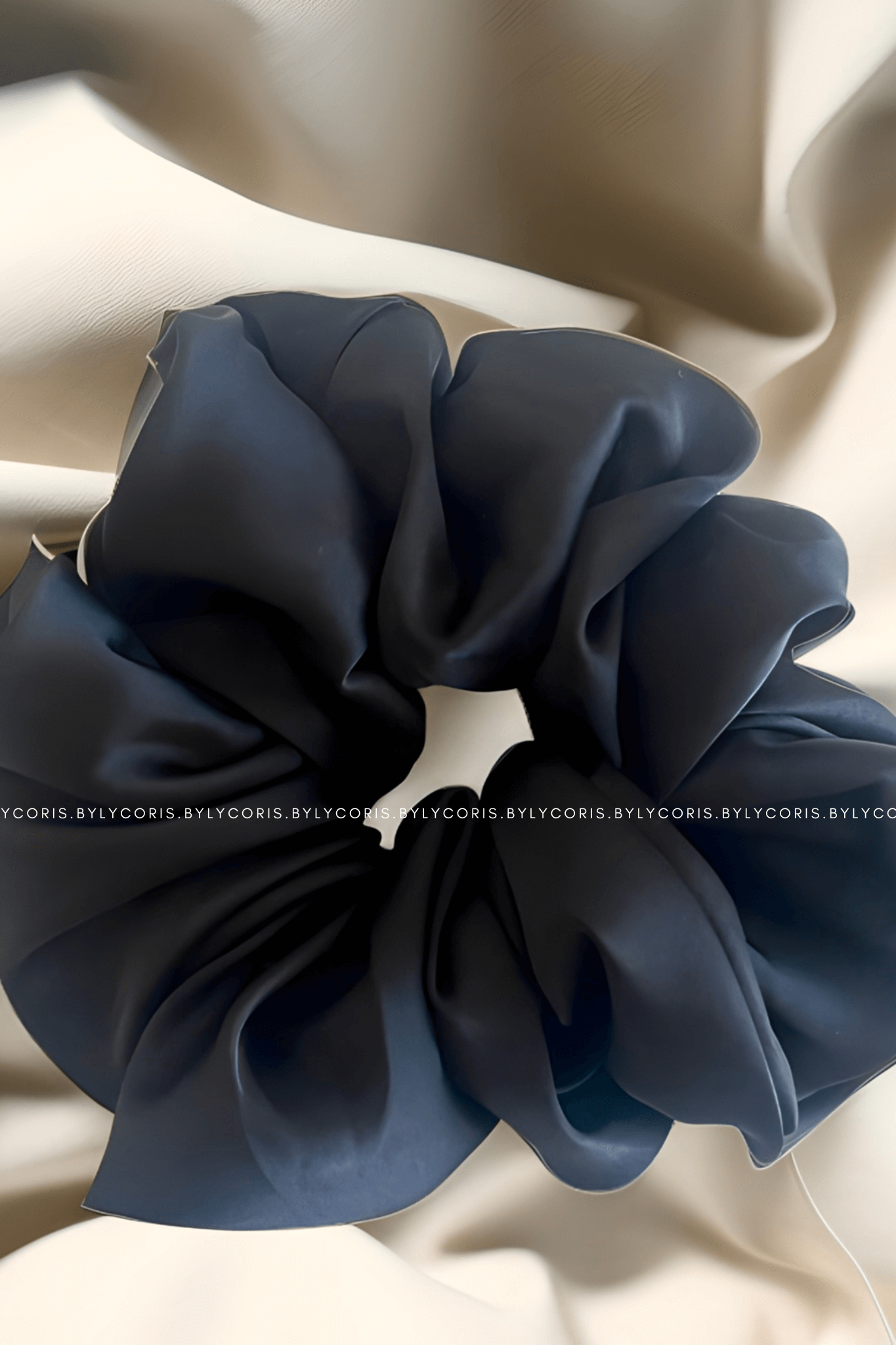 Silk Scrunchies (L)